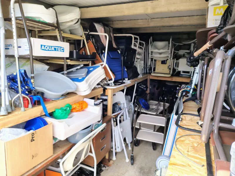 Mobility-Aides_4 Mobility Aides